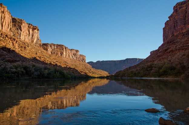 Navajo Nation Argues for Rights to Water