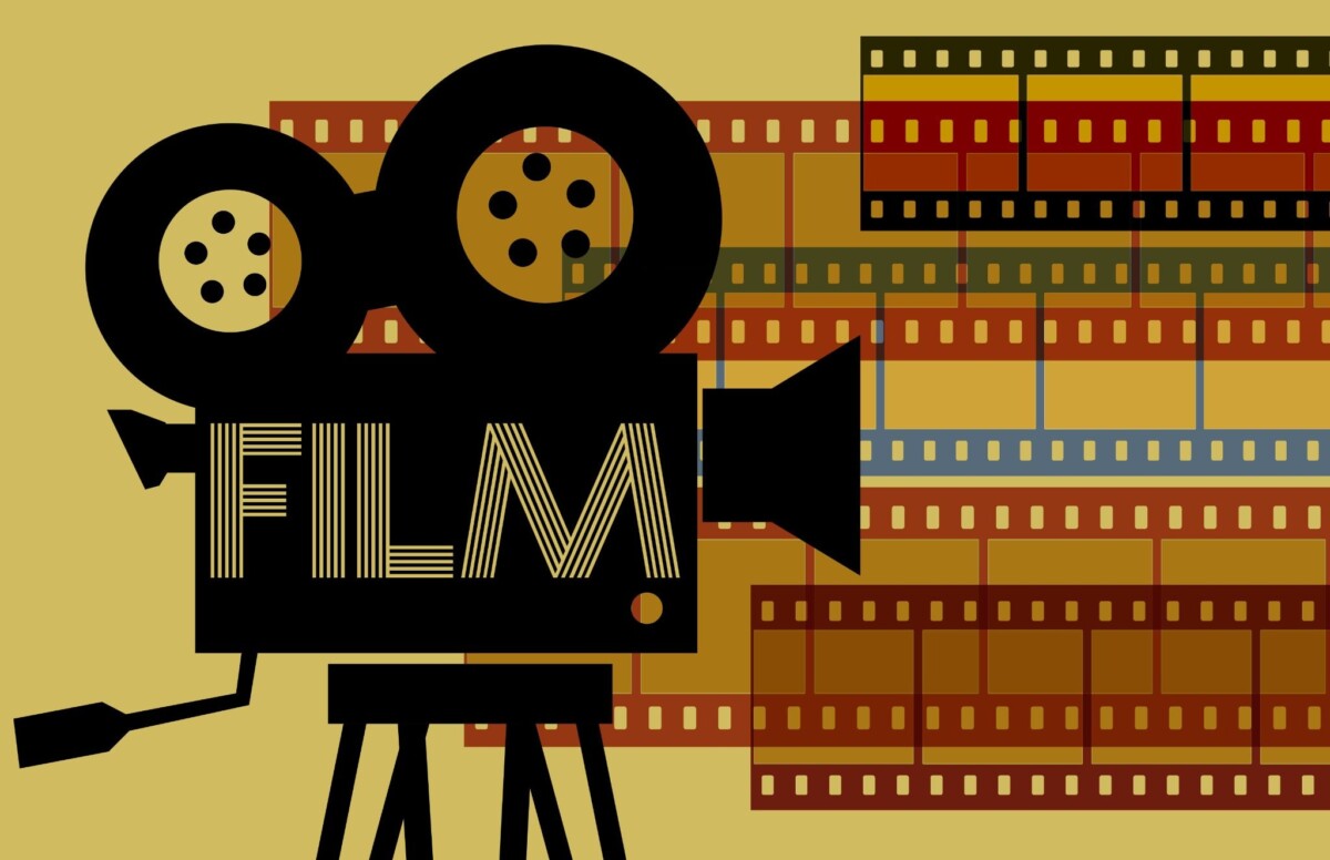 Graphic of film camera with film strips. (Graphic courtesy of Geralt via Pixabay)